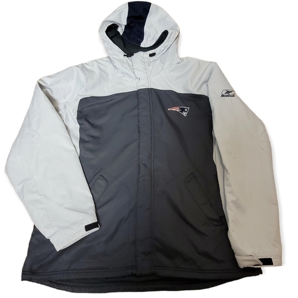 VINTAGE 90s New England Patriots Warm Jacket NFL REEBOK - Picture 1 of 13